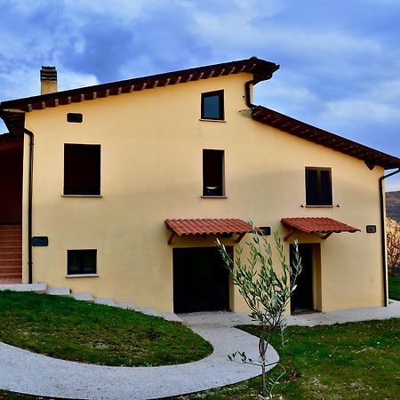 Agriturismo Il Viandante Valfabbrica Exterior foto